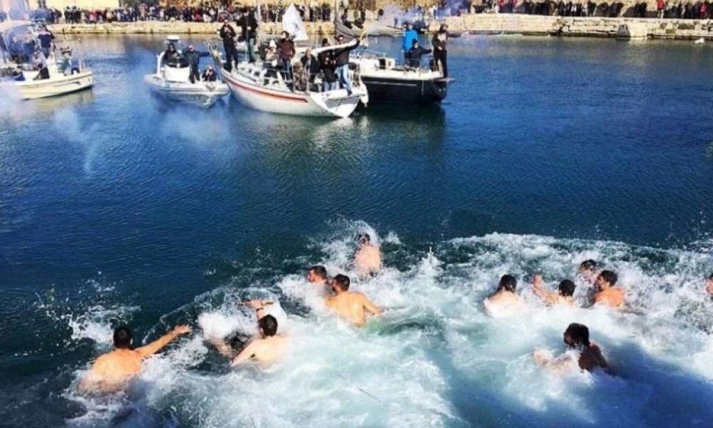  Ρέθυμνο - Θεοφάνεια: Έπιασε τον σταυρό για 11η φορά – «Βουτάω από όταν ήμουν πέντε χρονών»